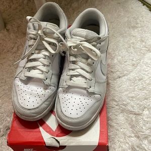 W Nike Dunk Low
